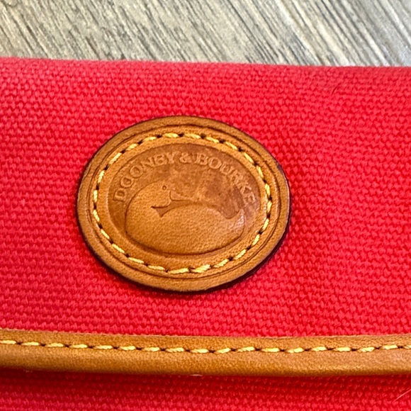 Dooney & Bourke Red Canvas Wallet with Tan Trim - Picture 2 of 13